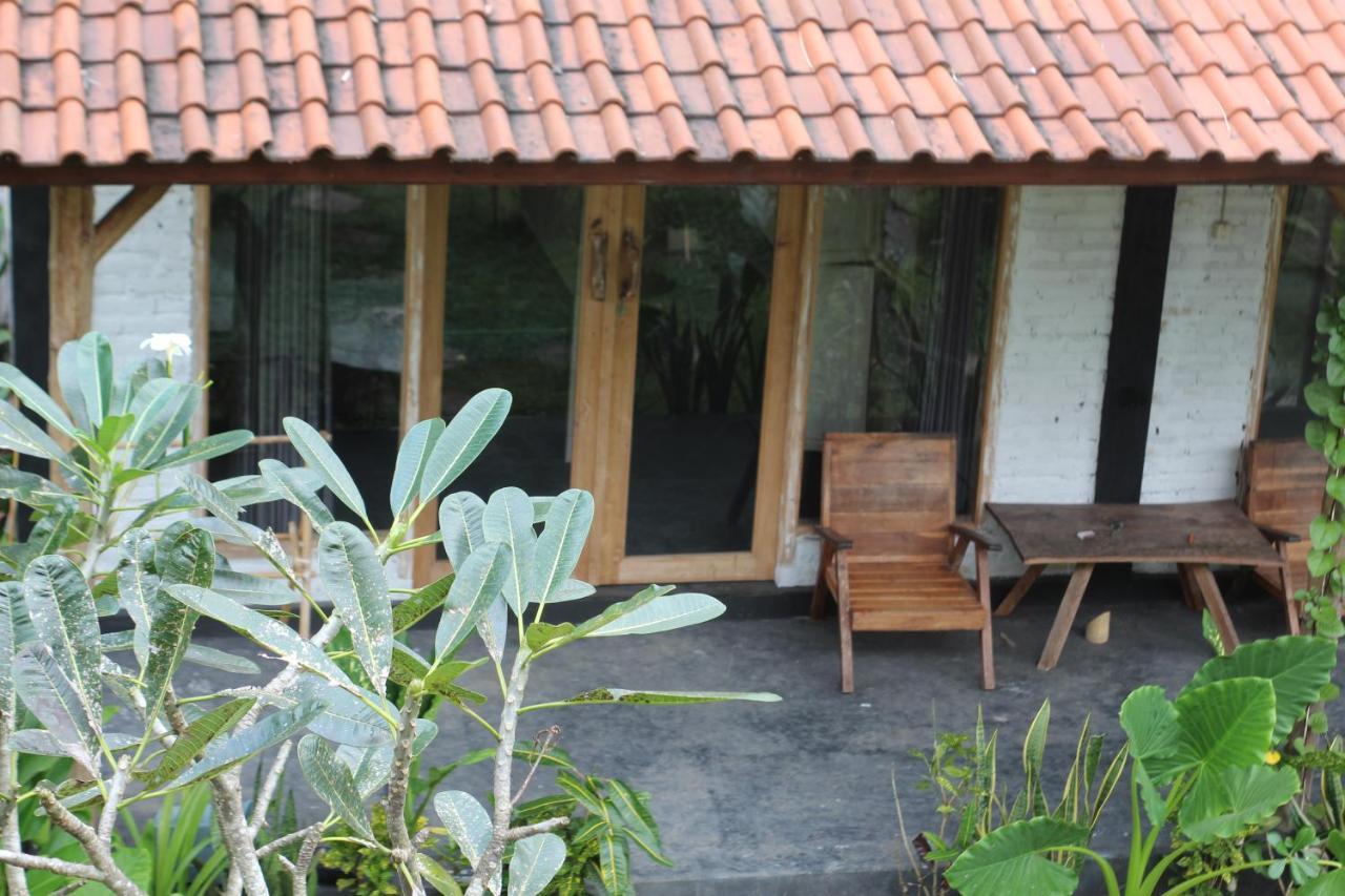 Jungle House - Surf & Stay Pulukan Dış mekan fotoğraf