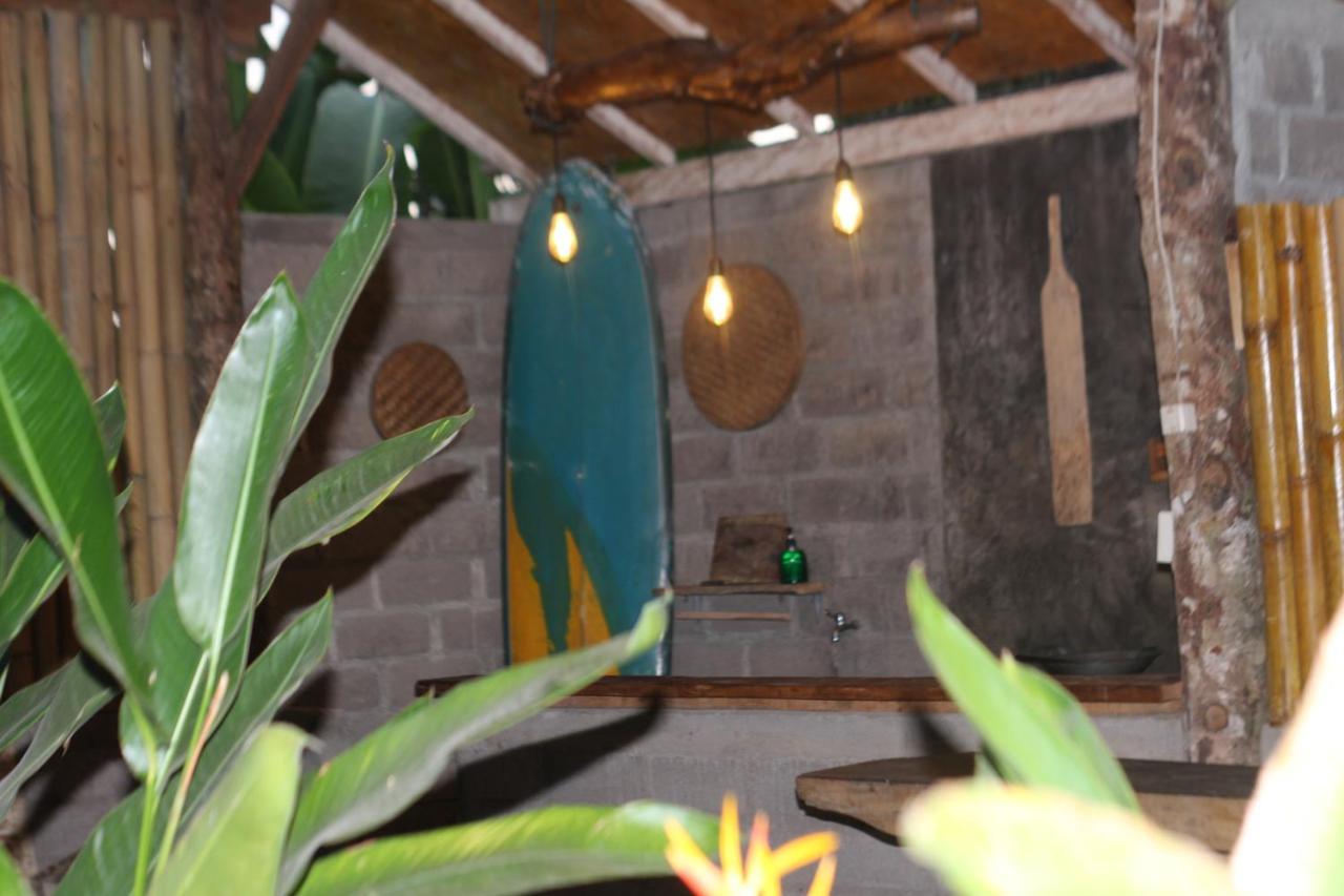 Jungle House - Surf & Stay Pulukan Dış mekan fotoğraf