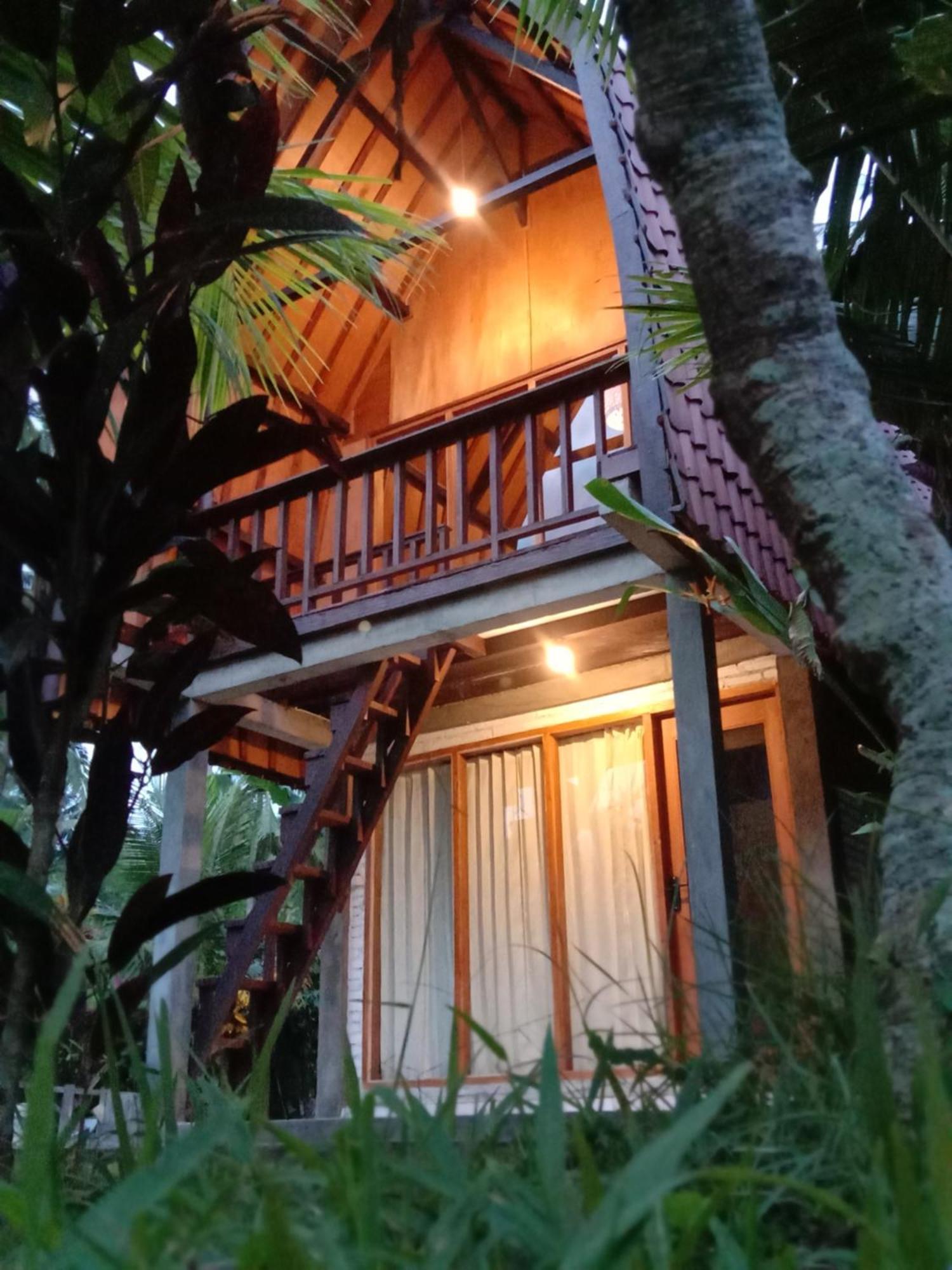 Jungle House - Surf & Stay Pulukan Dış mekan fotoğraf